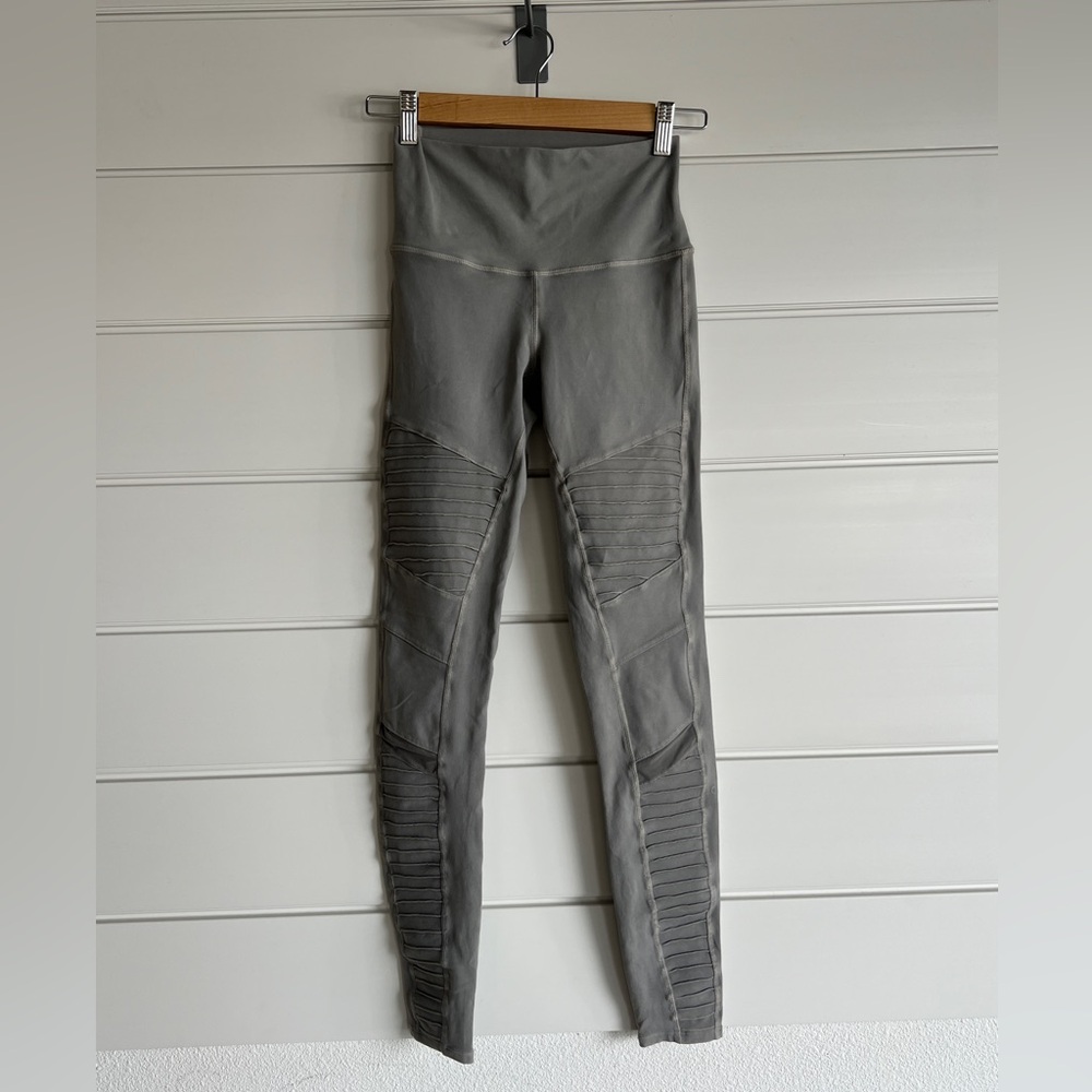 Alo Leggings XS Like-New Grey